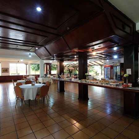 El Pantanal Hotel & Resort Puerto Quijarro  Eksteriør bilde