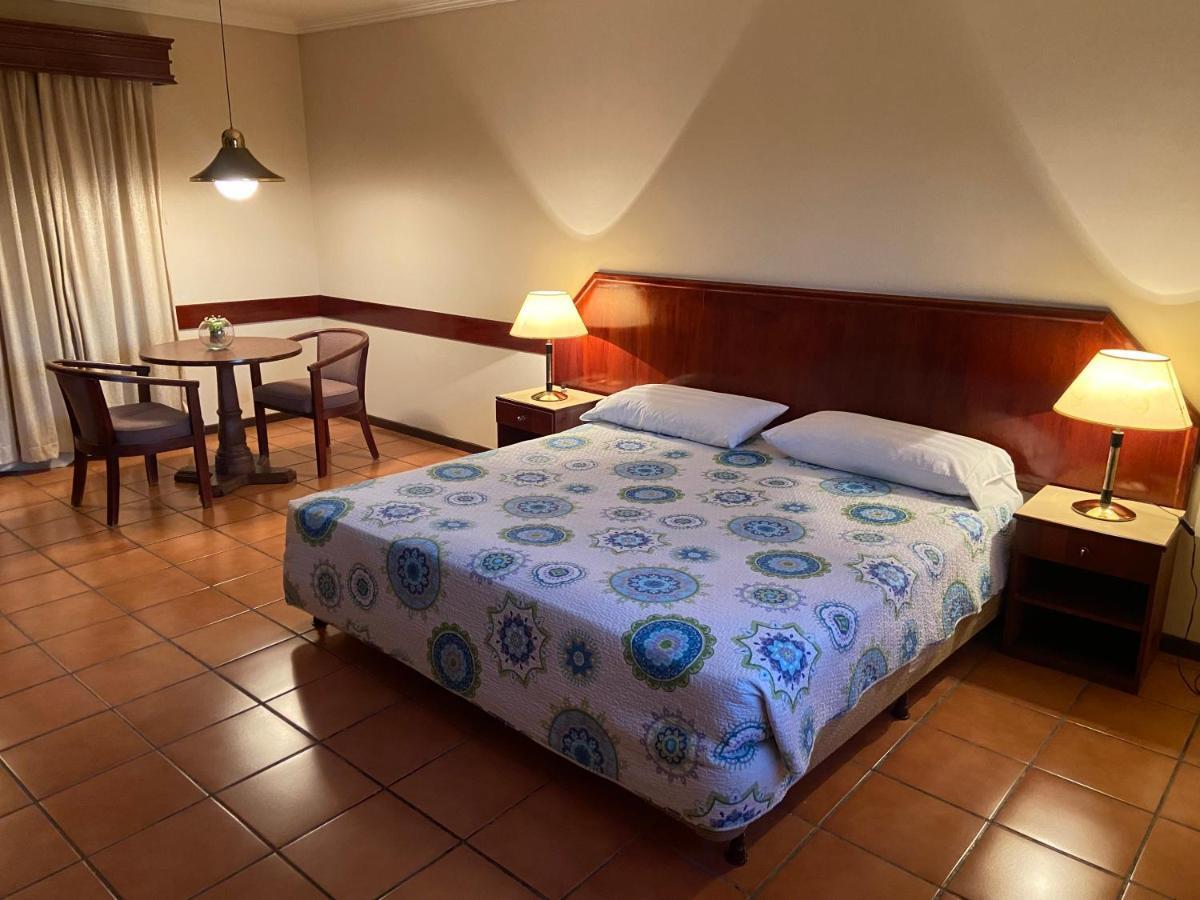 El Pantanal Hotel & Resort Puerto Quijarro  Eksteriør bilde